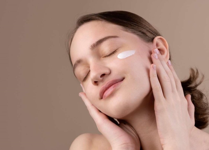 Главные компоненты для ухода за кожей: что нужно знать