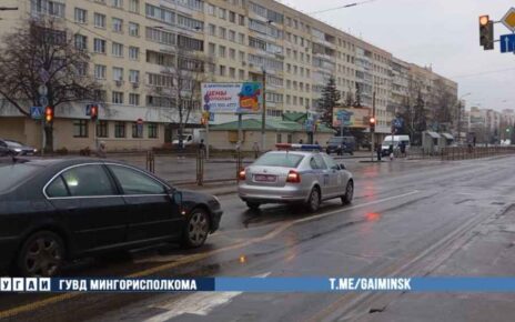 На Якуба Коласа сбили мужчину, когда он выходил из трамвая