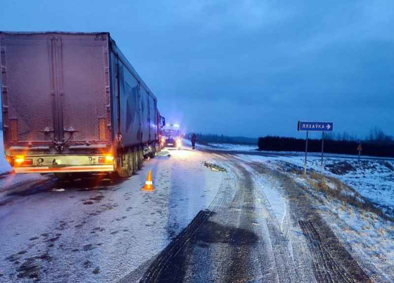 В Борисовском районе под фурой погиб велосипедист