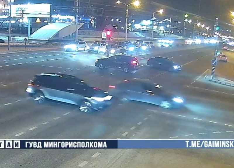 На Уманской столкнулись «Volkswagen» и «Nissan»