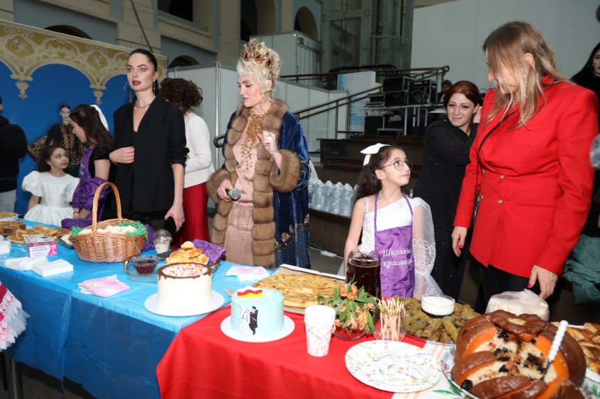 Арт-фестиваль «Школьная красавица»-2025: праздник красоты, творчества и патриотизма прошел в Москве