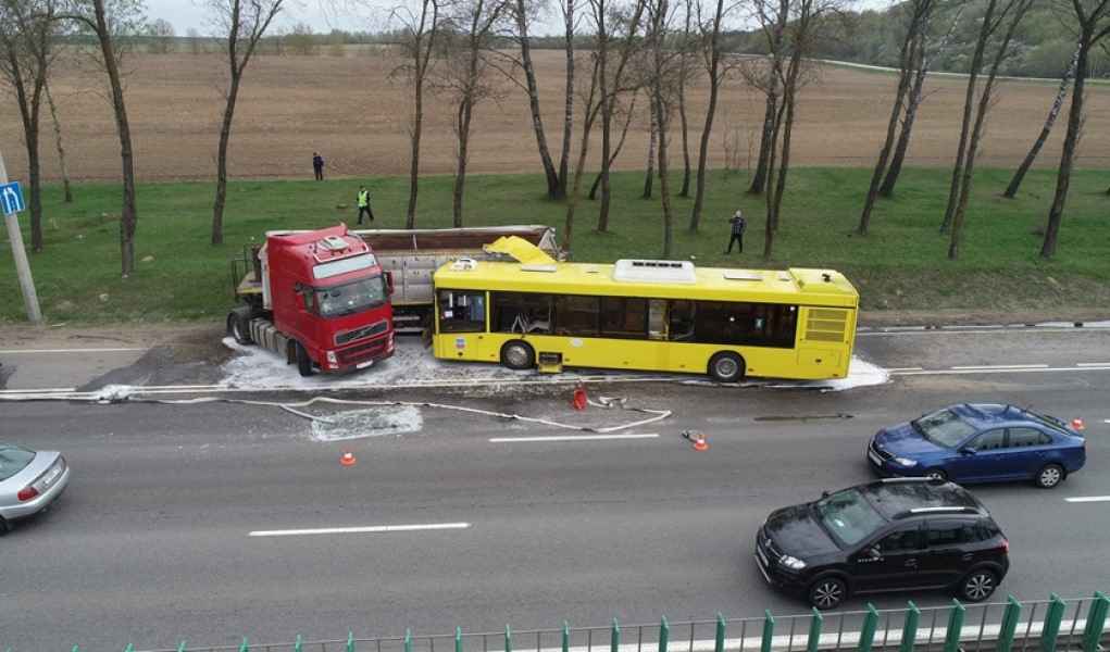 Авария с участием рейсового автобуса в Минске. Водителю предъявлено обвинение