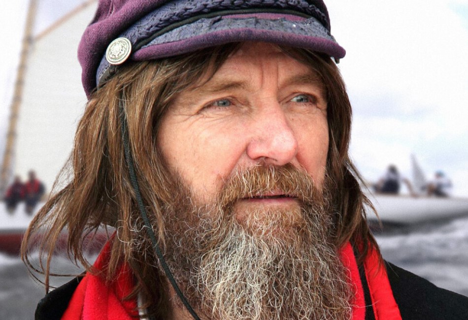 Конюхов завершил уникальный переход через Южный океан по техническим причинам