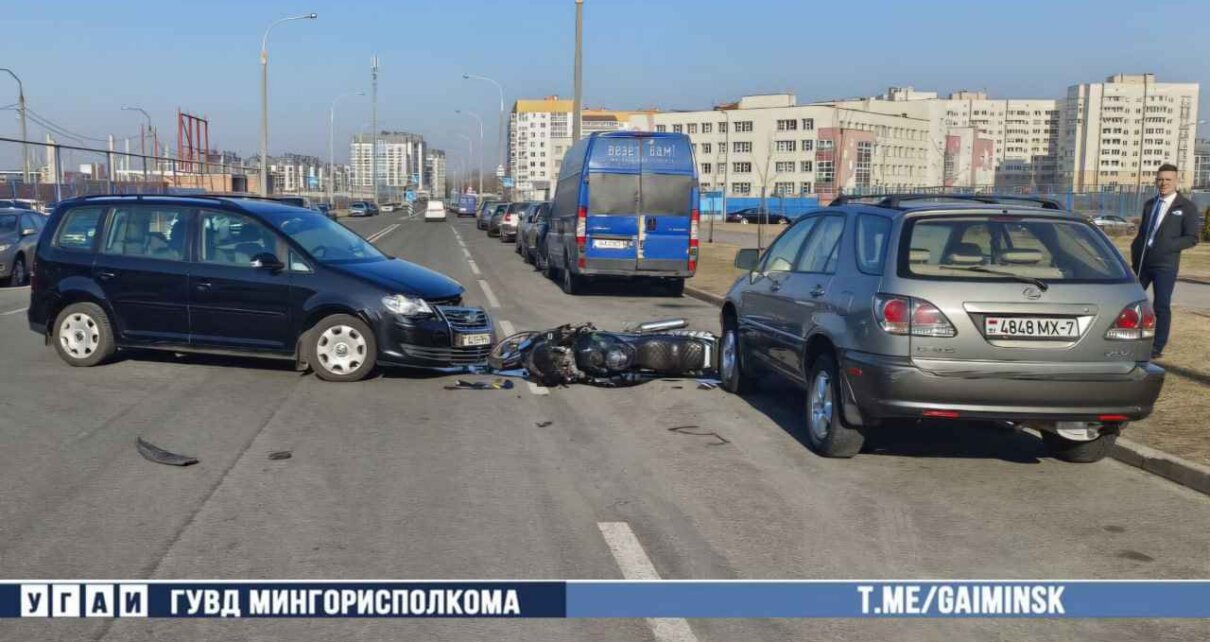 Авария с мотоциклом произошла на ул. Камайской