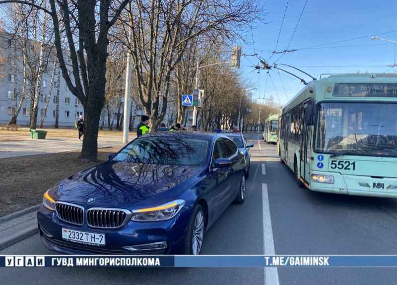 На Калиновского «BMW» сбил подростка