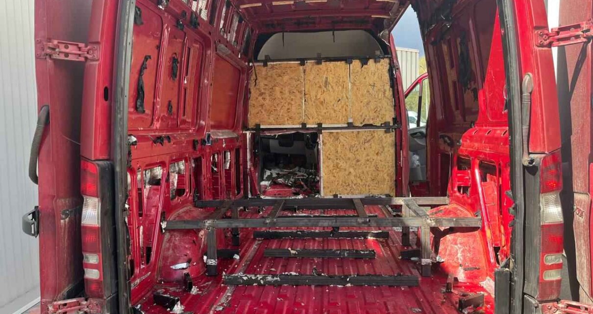 580 кг взрывчатки пытались провести через Брестскую таможню