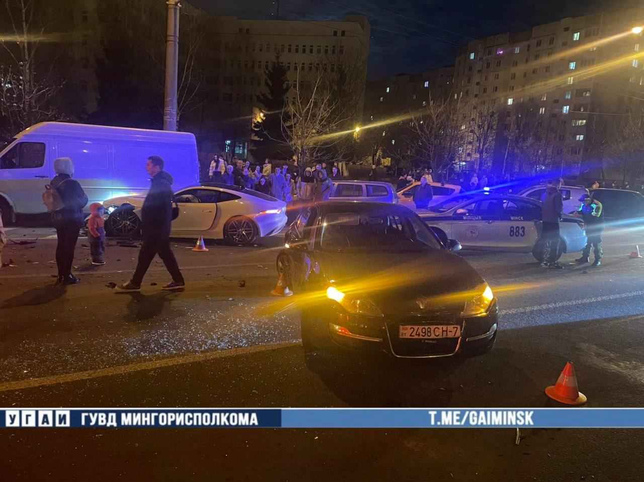 На Кунцевщине массовая авария с шестью автомобилями
