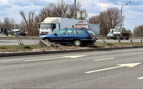 На Партизанском проспекте «Volkswagen» врезался в «Peugeot»