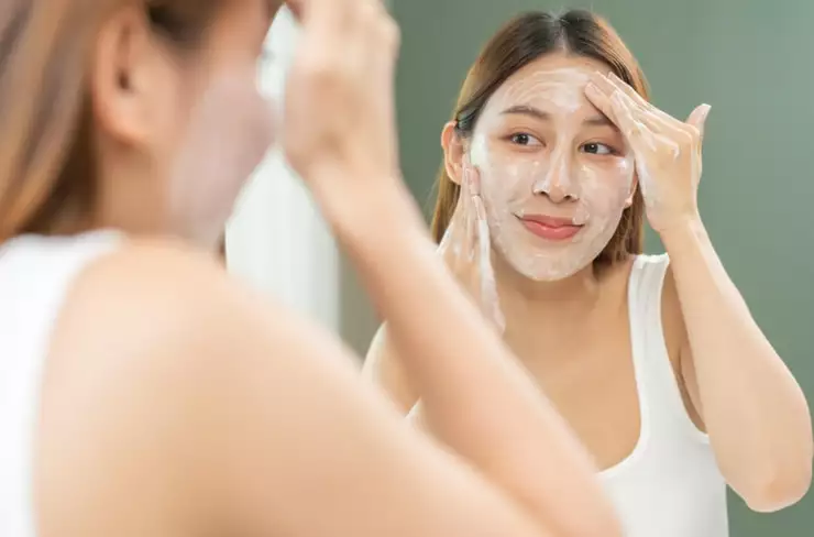 Лучшие пилинги и скрабы: как выбрать идеальный продукт для вашей кожи