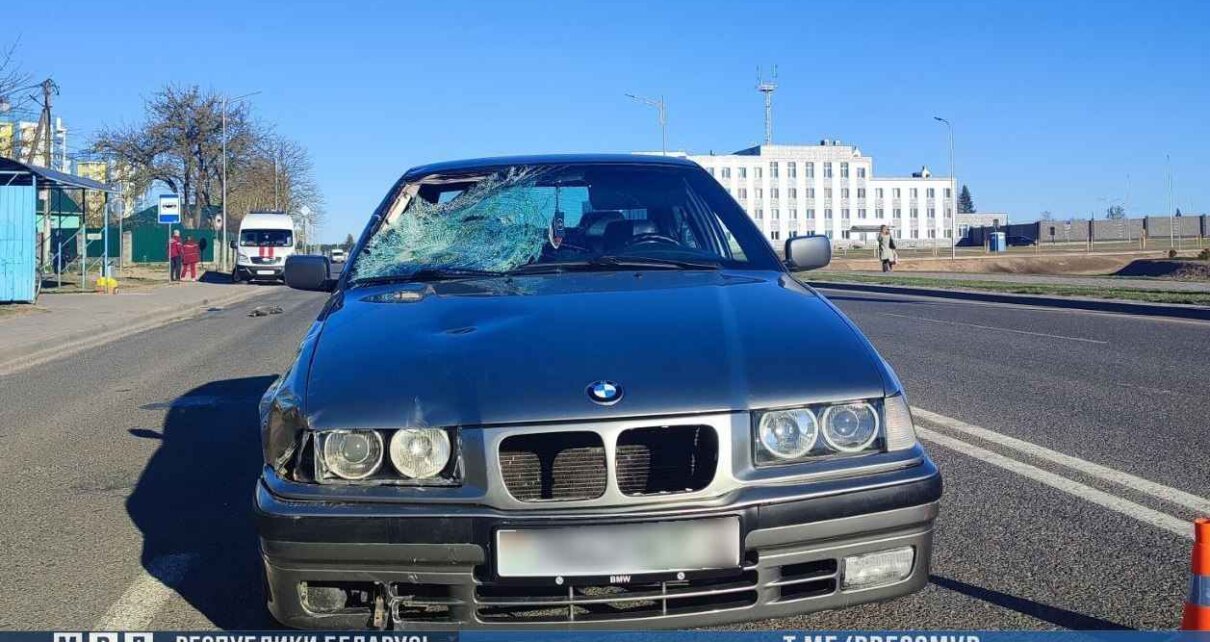 В Лиде насмерть сбили подростка на электросамокате