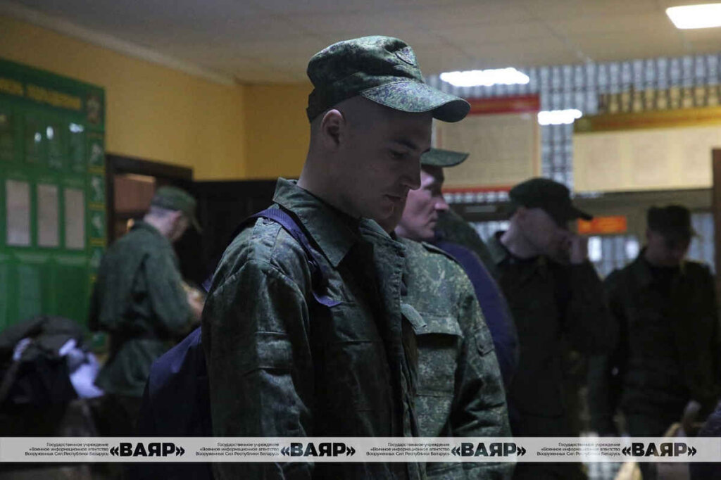 В Смолевичском районе проходит учебный сбор с военнообязанными территориальных войск