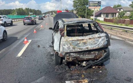 На МКАД сгорел автомобиль