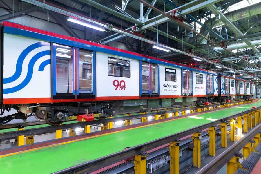 Самое беспрерывное метро мира масштабно отметило 90-летие