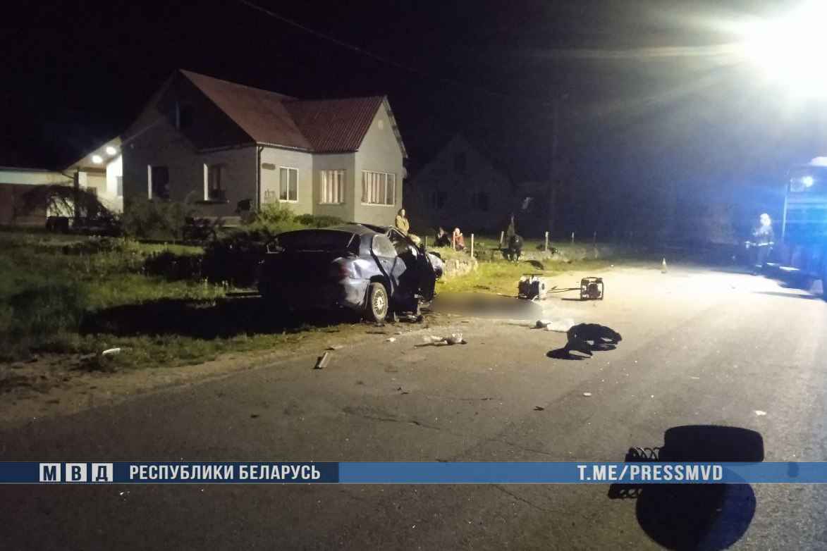 В аварии на Витебщине два человека погибли: Мazda выехал на "встречку"