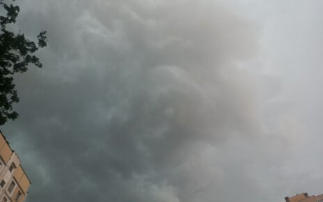 Дожди и грозы. Синоптики прогнозируют неспокойную погоду в выходные