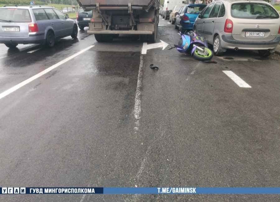 На Бачило грузовик сбил мотоцикл «Suzuki»