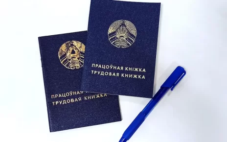 Почему минчанку уволили за пять месяцев до пенсии и законно ли это