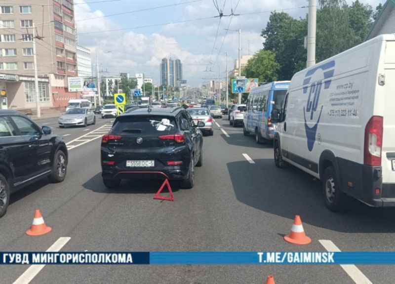 На Кальварийской водитель умер во время движения