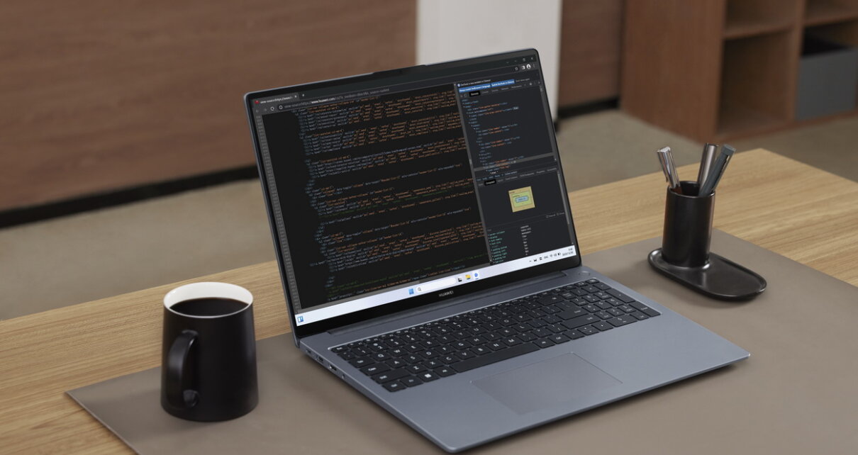 В торговых сетях начались масштабные акции: скидки до 500 рублей на ноутбуки и планшеты Huawei