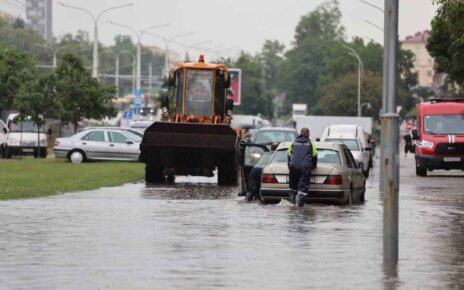 Минск серьезно подтопило - затоплены улицы