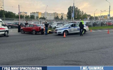 На Леси Украинки авария с мотоциклом «Honda» и автомобилем "Лада"