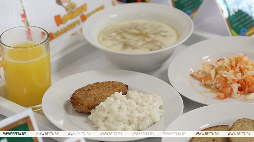 Стоимость питания в школах в 2025 учебном году остается на уровне прошлогодней