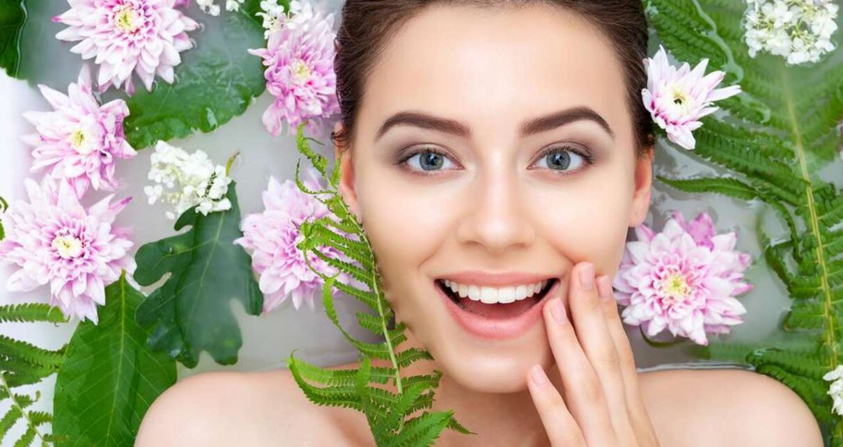 Чего нельзя делать с кожей летом: советы косметолога