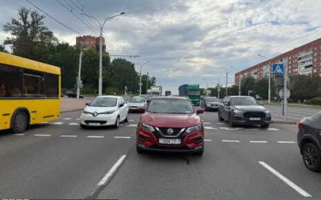 Дети на электросамокате попали в ДТП (ВИДЕО)
