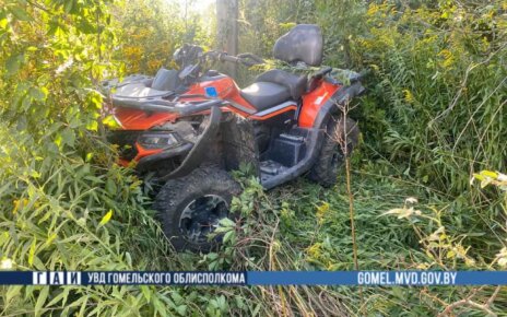 В аварии в Гомельском районе погиб водитель квадроцикла, врезавшись в дом