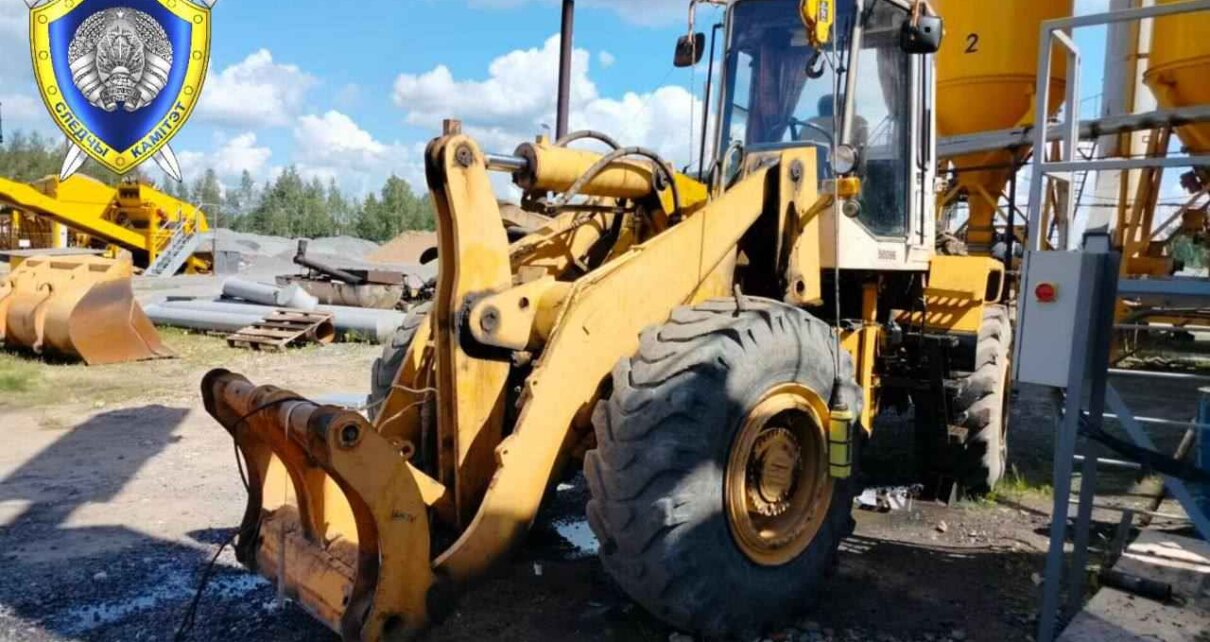 В Лепельском районе погиб водитель погрузчика