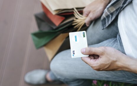 Клиенты ВТБ (Беларусь) получат повышенный кешбэк за покупки к школе