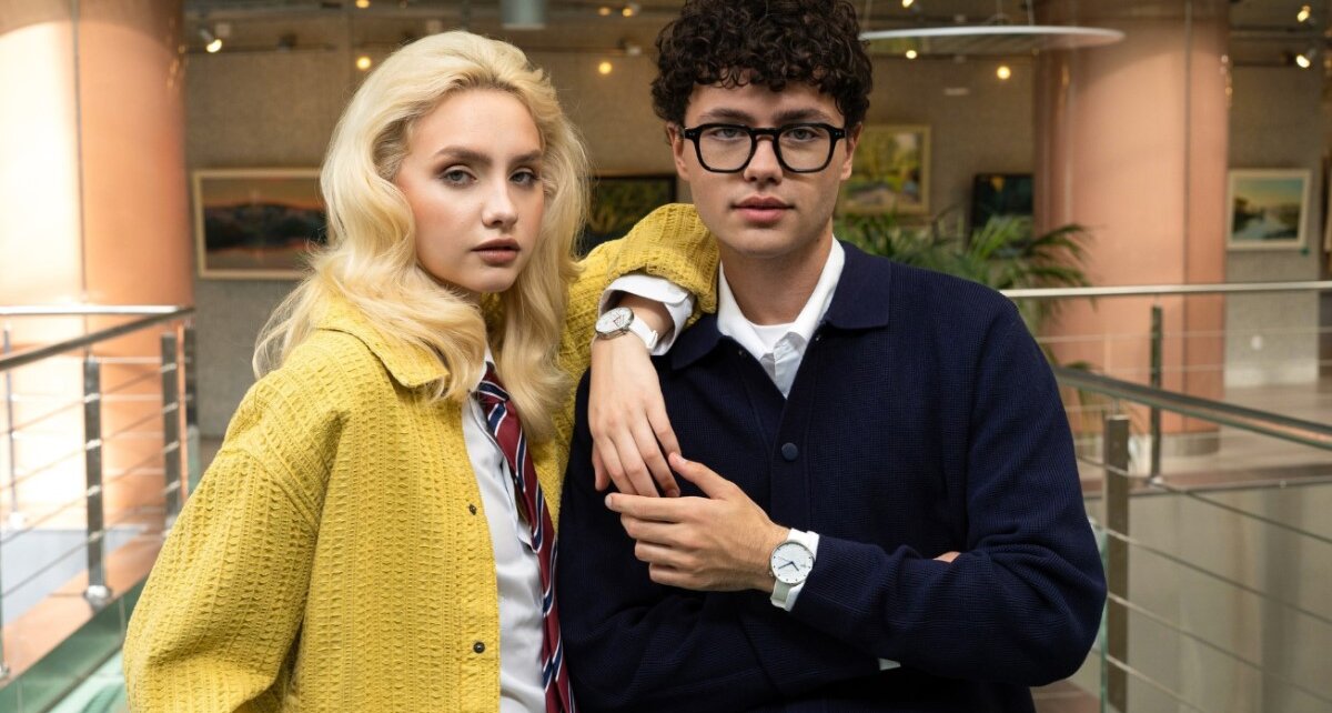 «Луч» и OZ выпустили «книжные» часы на коллекцию мировых шедевров