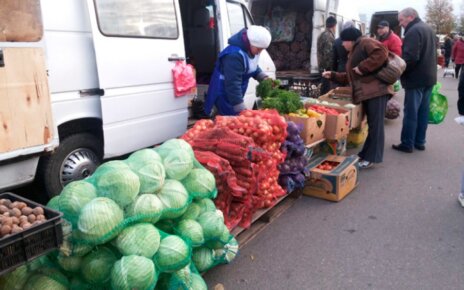 Сельхозярмарки в Заводском районе начнут работать с 15 сентября