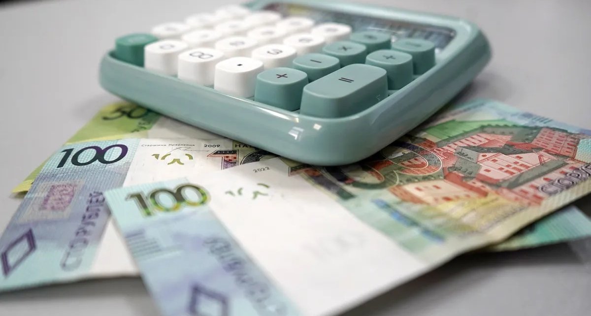 В Минске автослесарь на испытательном сроке проиграл в казино деньги на мотор