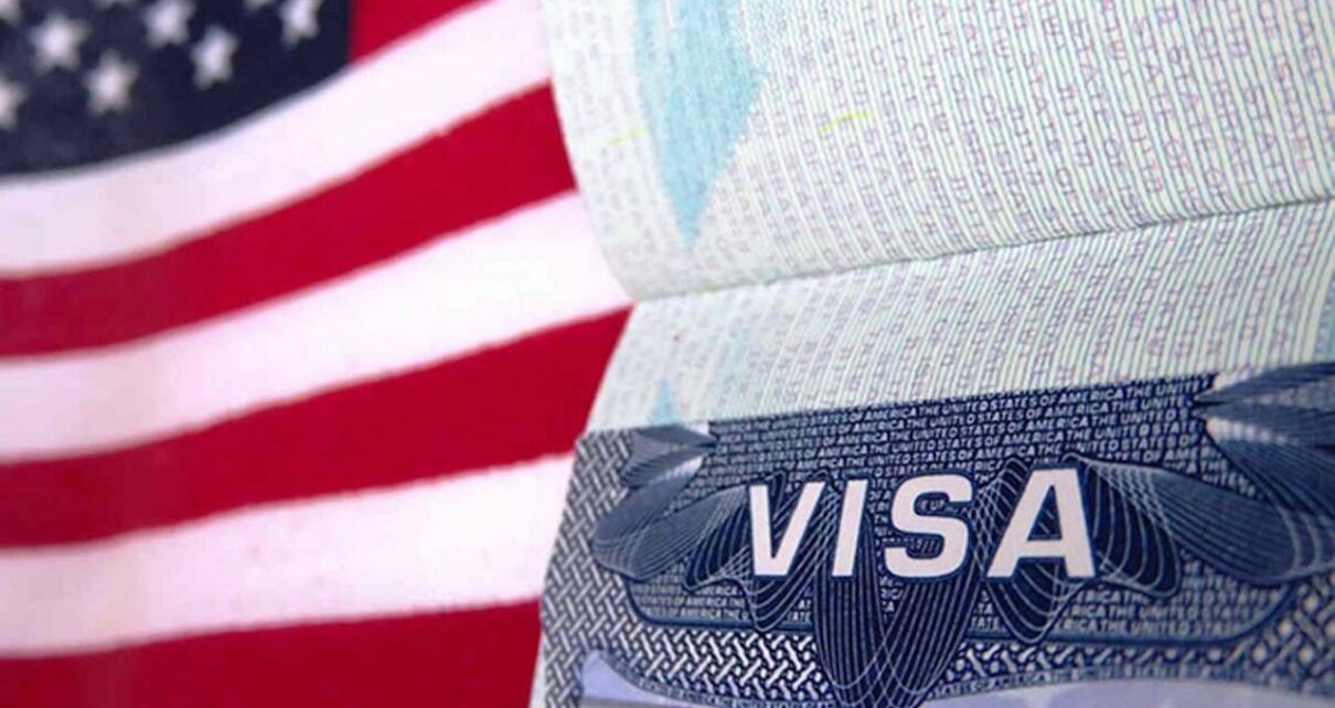 Белорусы больше не могут подаваться на визы США в любом американском посольстве или консульстве мира