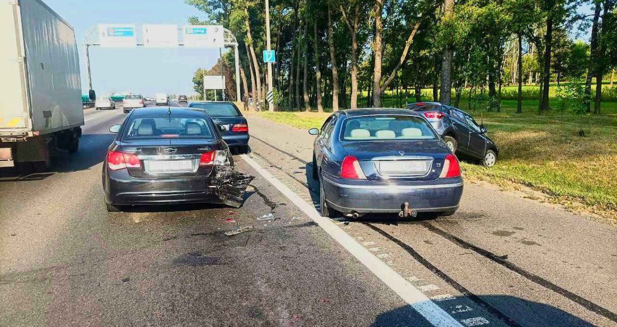 На МКАД авария с четырьмя иномарками