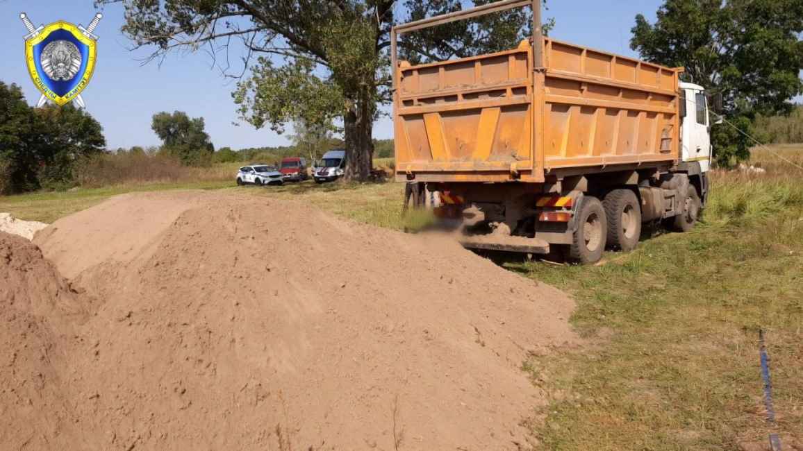В Калинковичском районе погиб водитель грузовика