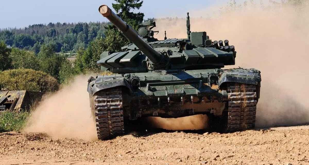 На "Линии Сталина" в выходные отметят День танкиста