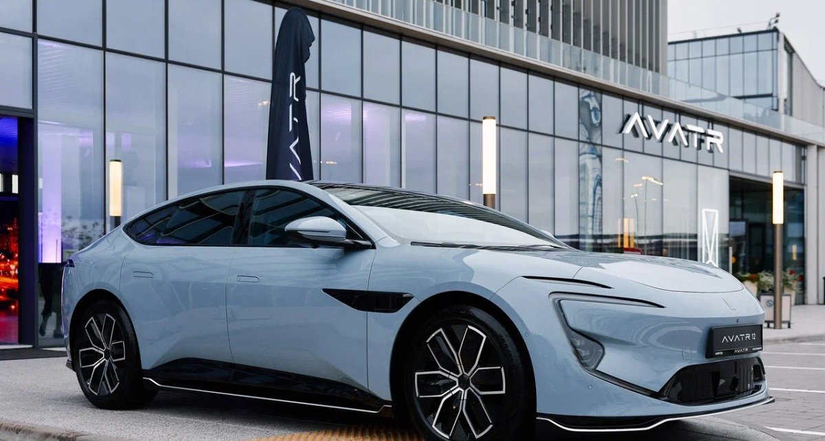 AVATR открыл в Минске новый премиальный автоцентр