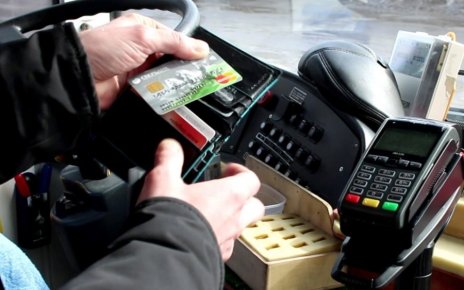 С 1 ноября 2025 года в маршрутках появятся платежные терминалы