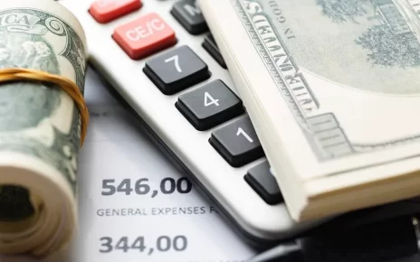 Принцип налога для богатых могут пересмотреть в Беларуси