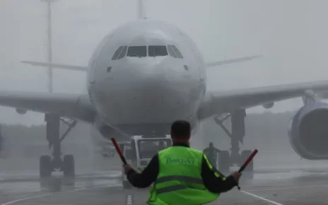 Вчера самолет Минск — Баку вернулся в аэропорт практически сразу после взлета