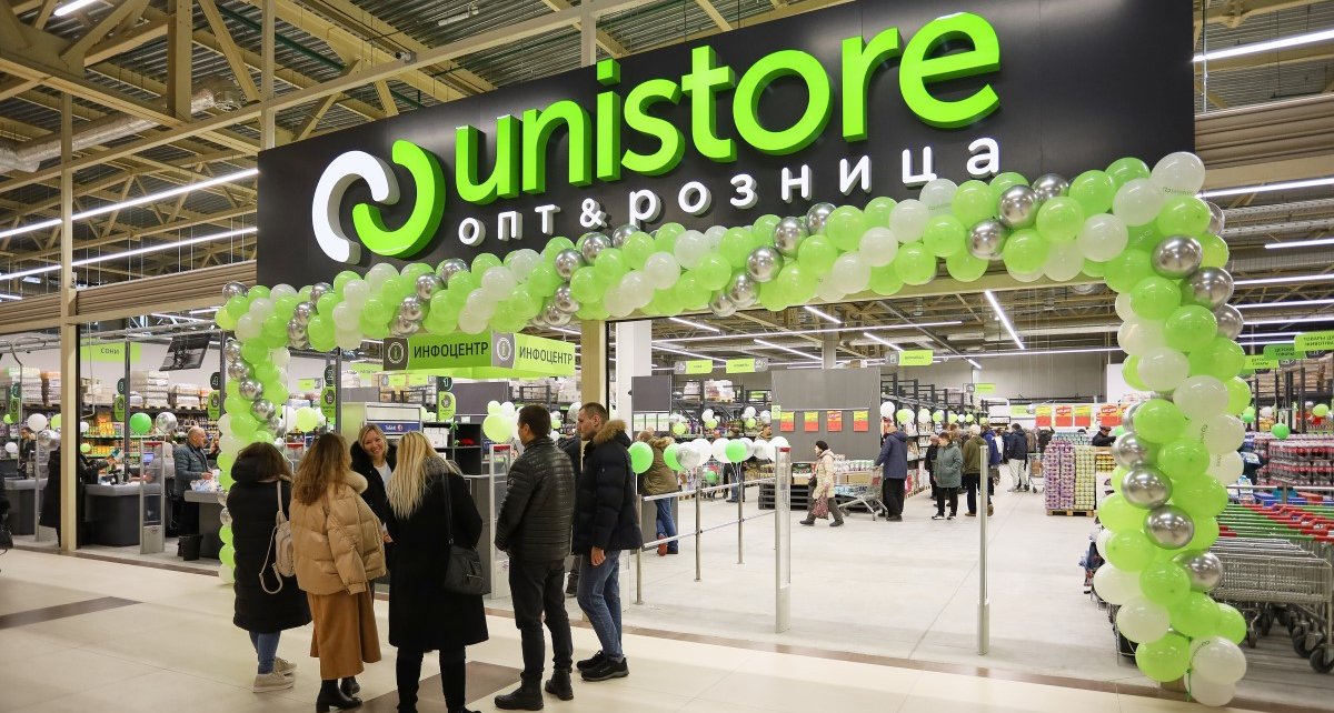 От икры до конфет. Смотрите, что подешевело к праздникам в магазинах