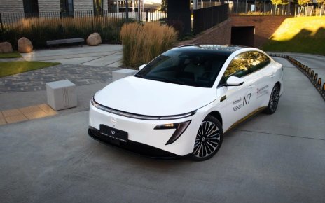 В Беларуси рухнули цены на хайповый автомобиль Nissan. Смотрите, как дешево