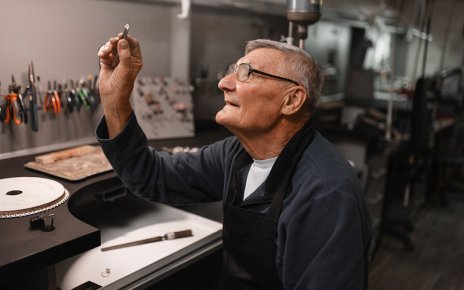 В Минске резко выросло число работающих пенсионеров