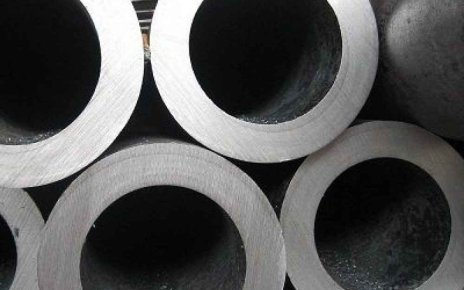 Толстостенные трубы: Ключ к надежным трубопроводам для предприятий Беларуси