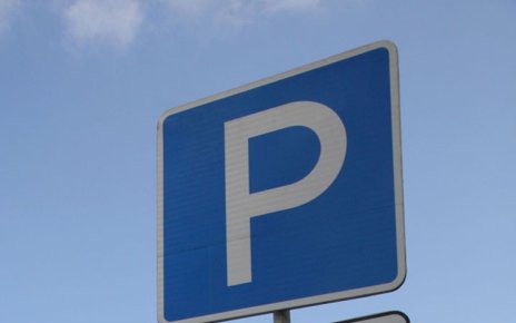 В столице изменилось время работы платных автомобильных парковок