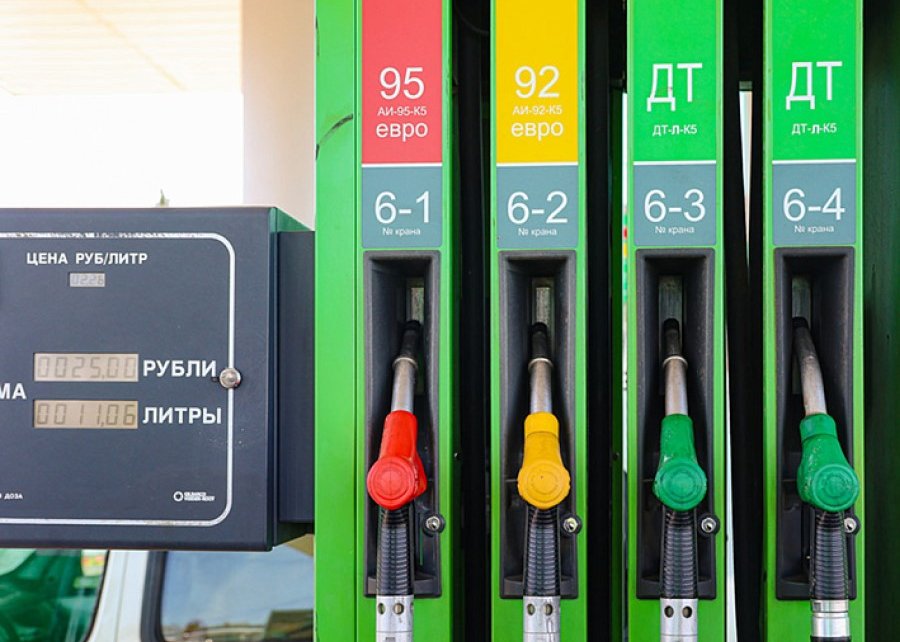 Водителям разъяснили, когда топливо в баках может замерзнуть