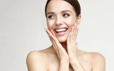 Как модели спасают кожу после съемок и показов: секреты, которые работают