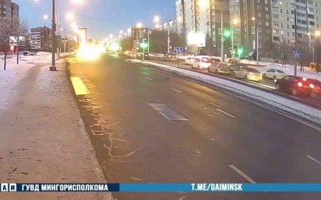 На улице Прушинских столкнулись пять автомобилей (ВИДЕО)